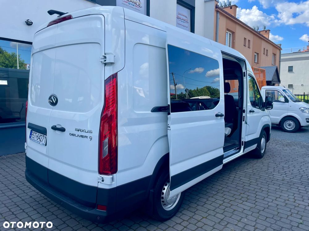 Maxus Deliver 9 - 8