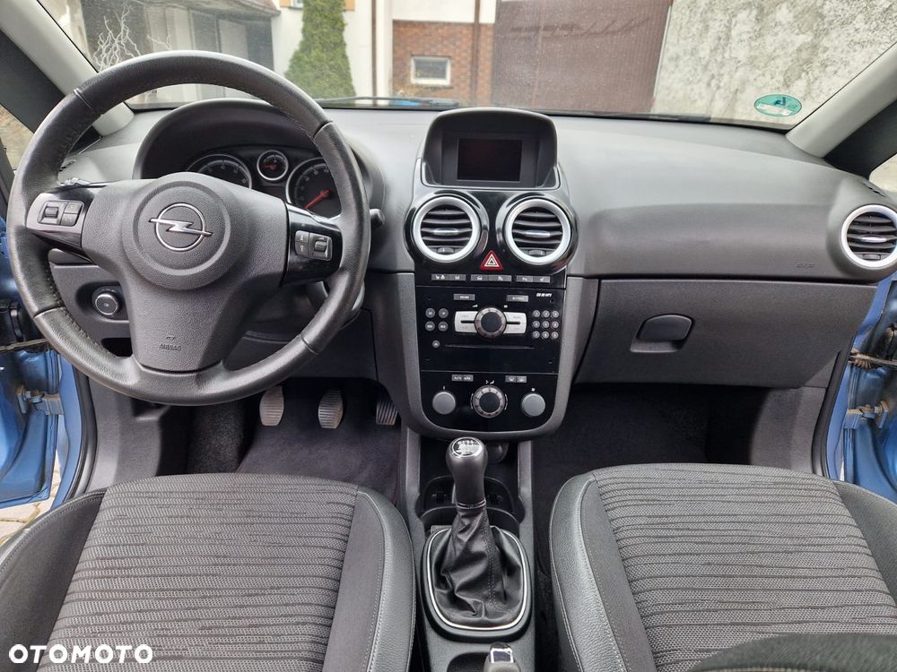 Opel Corsa 1.4 16V Color Elegance - 12