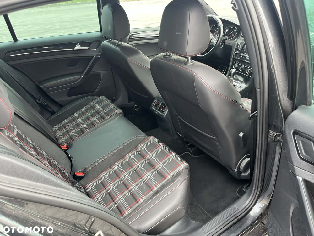 Volkswagen Golf 2.0 TSI BMT GTI Performance DSG - 7