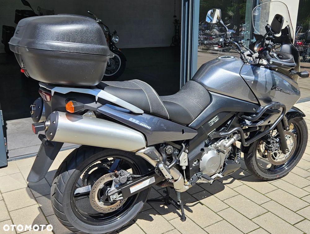Suzuki DL - 7