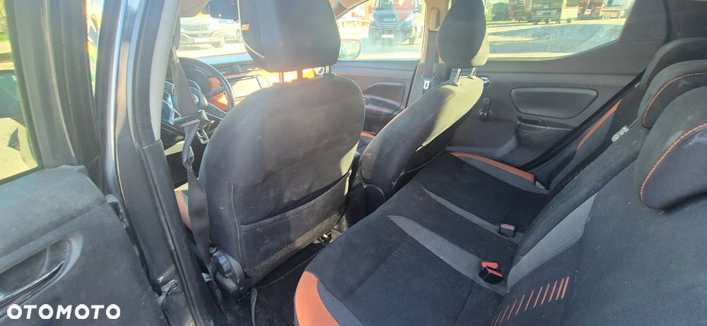 Nissan Micra 1.5 dCi Tekna S&S - 18