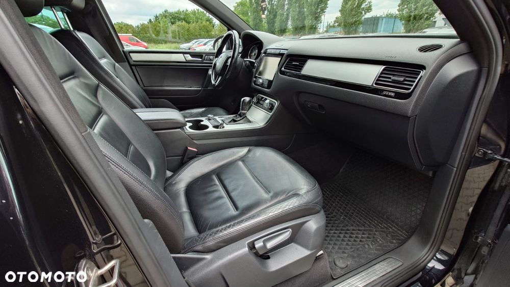 Volkswagen Touareg - 20