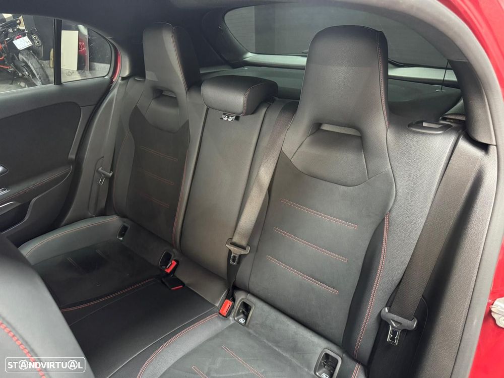 Mercedes-Benz A 250 e AMG Line - 20