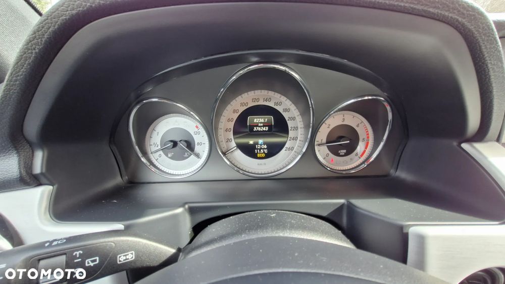 Mercedes-Benz GLK 200 CDI (BlueEFFICIENCY) - 17