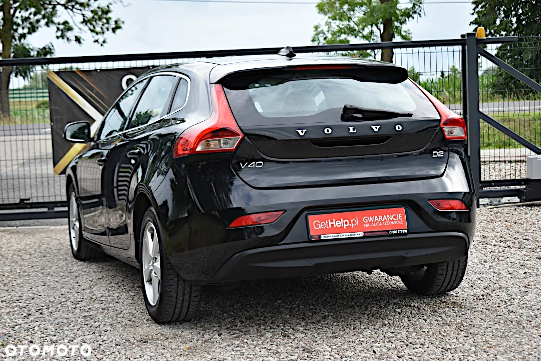Volvo V40 D2 Momentum - 16