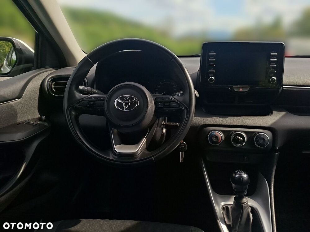 Toyota Yaris - 15