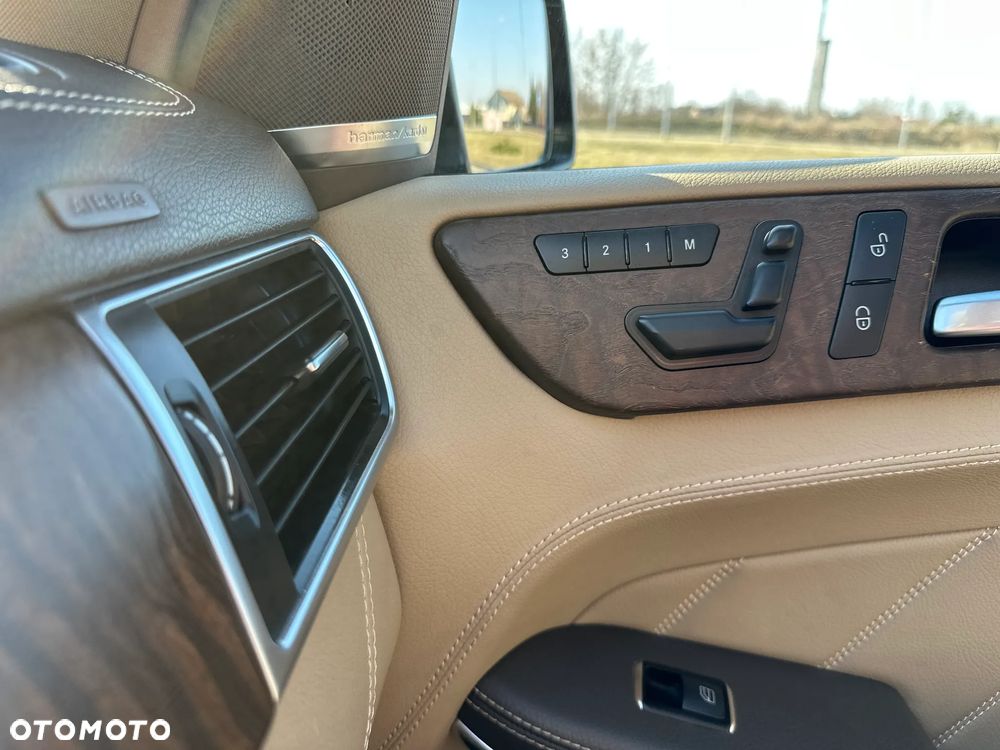 Mercedes-Benz GL - 36