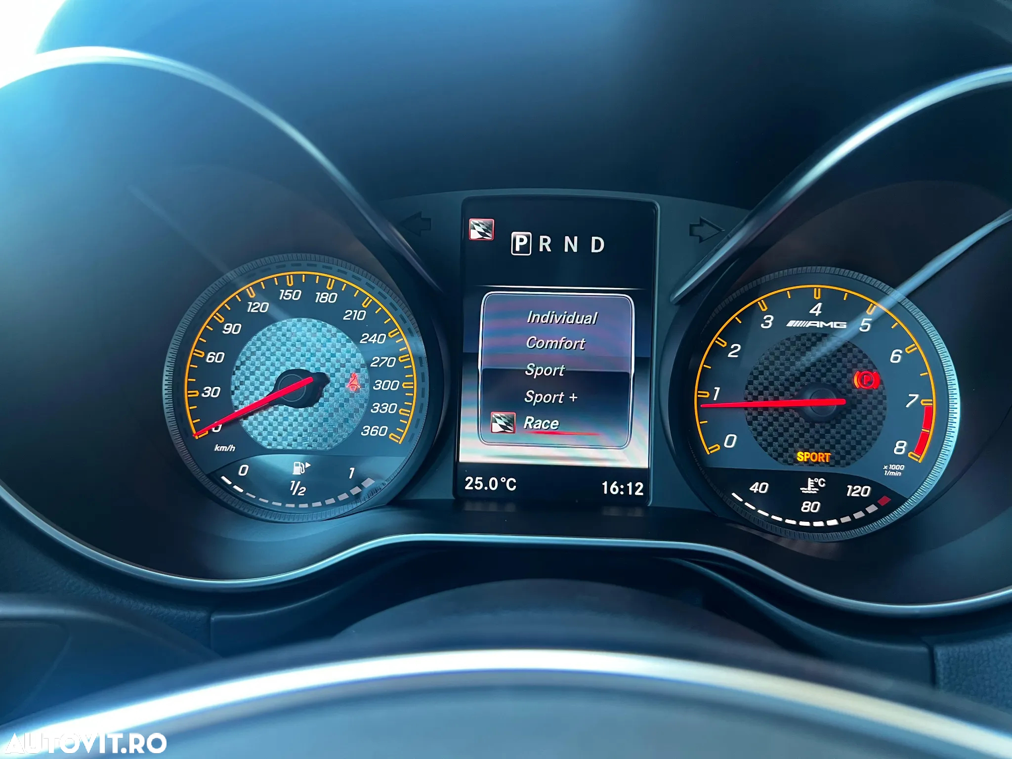 Mercedes-Benz AMG GT-S - 16