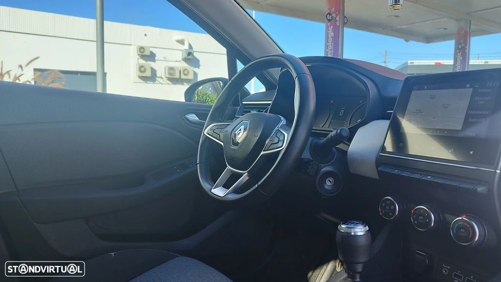 Renault Clio - 2