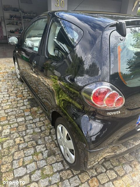Toyota Aygo 1.0 VVT-i Sol EU5 - 6