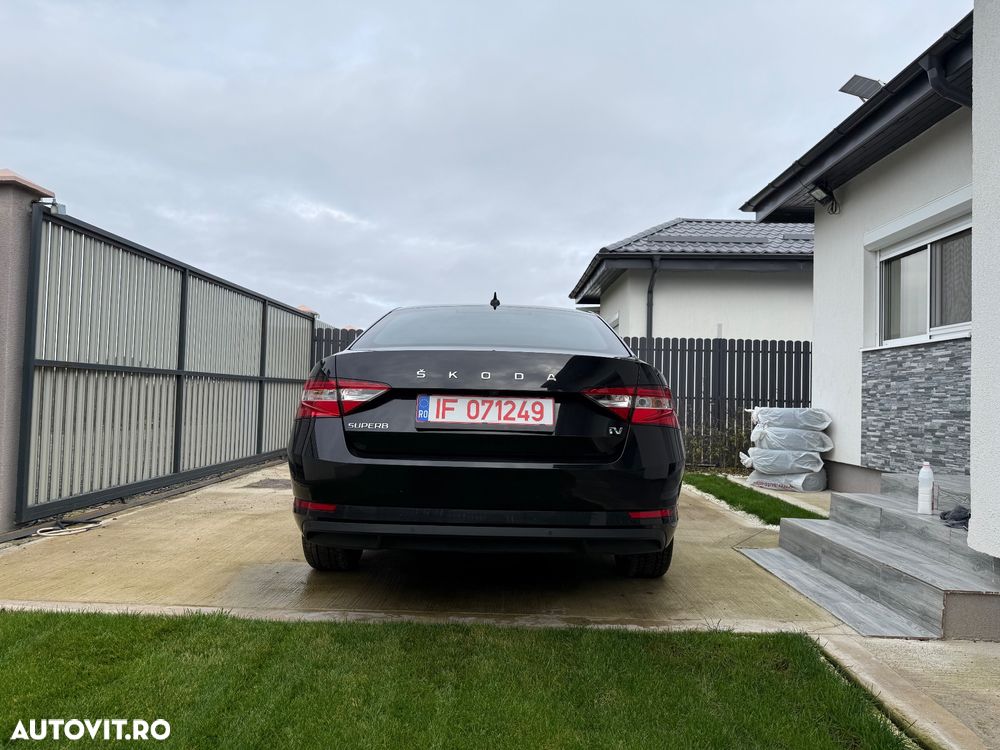 Skoda Superb 1.4 TSI iV DSG Ambition - 7