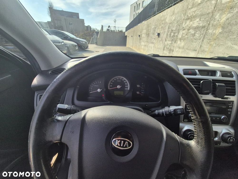 Kia Sportage 2.0 2WD LX - 15