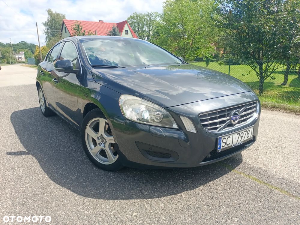 Volvo S60 - 1