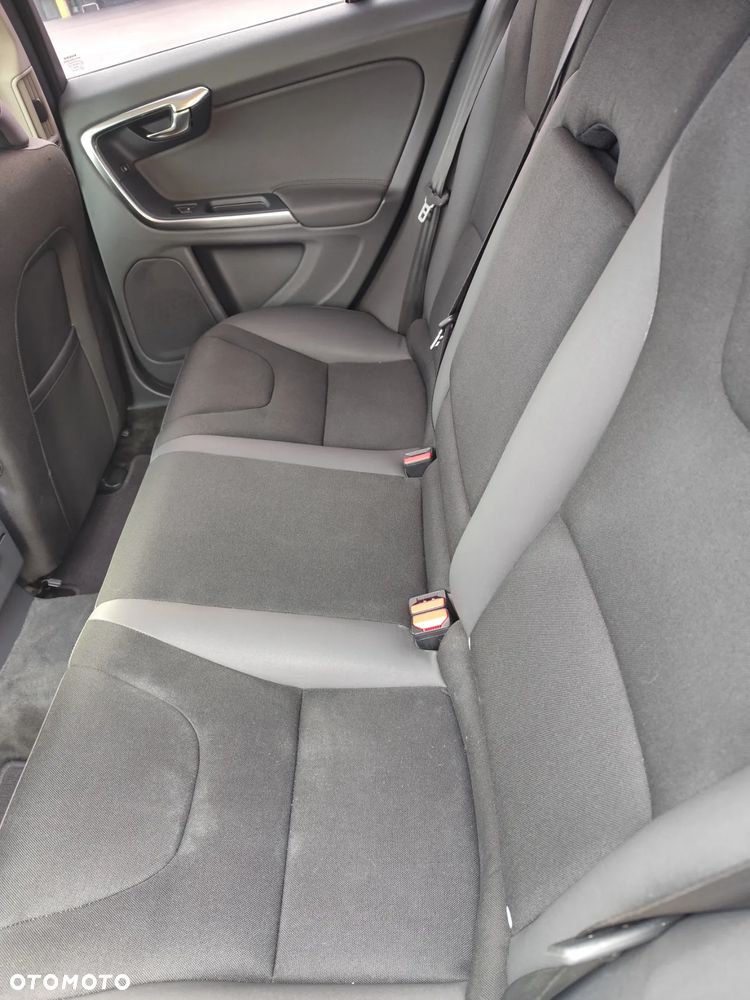 Volvo V60 - 9