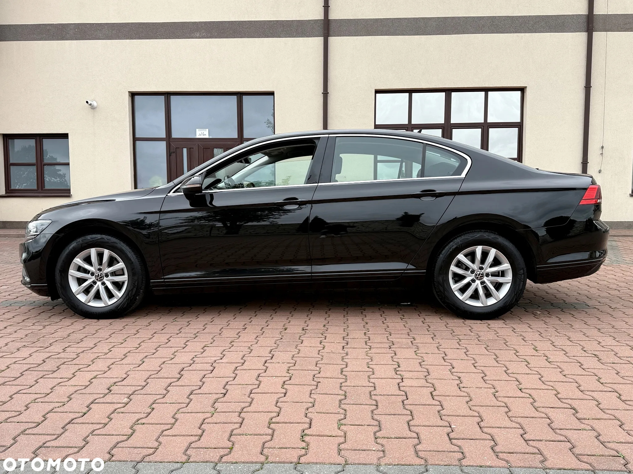 Volkswagen Passat 1.5 TSI EVO Elegance - 5