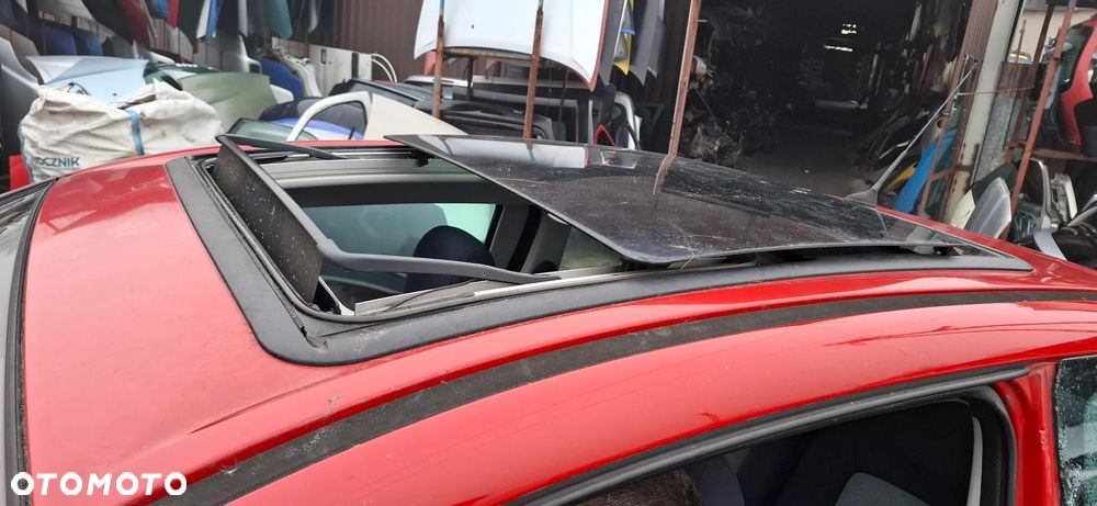 Peugeot 1007 1,4 b 2005 na części - 7