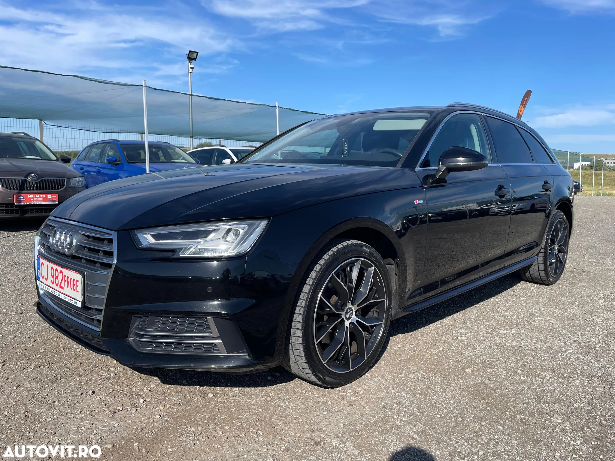 Audi A4 Avant 2.0 TDI S tronic Sport - 4
