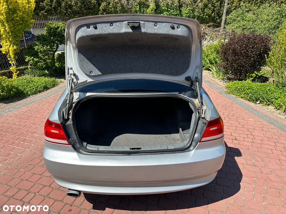 BMW Seria 3 320d - 17
