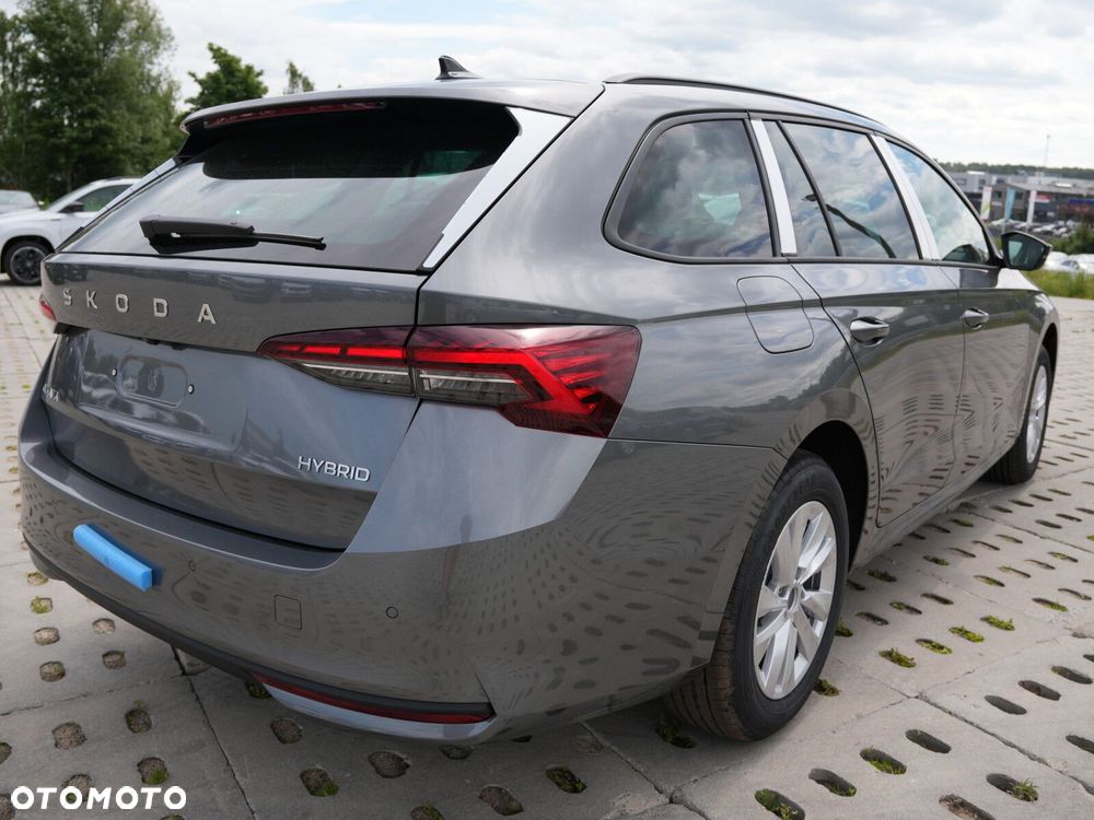 Skoda Octavia 1.5 TSI mHEV Drive Essence DSG - 15