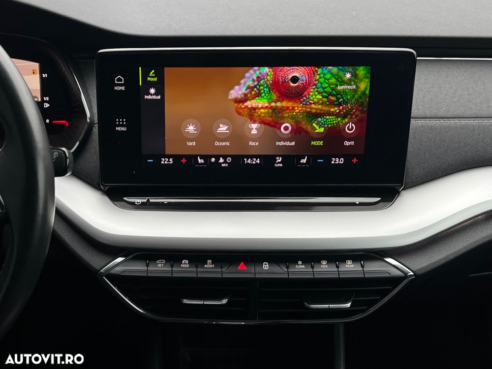 Skoda Octavia Combi 2.0 TDI DSG First Edition - 10