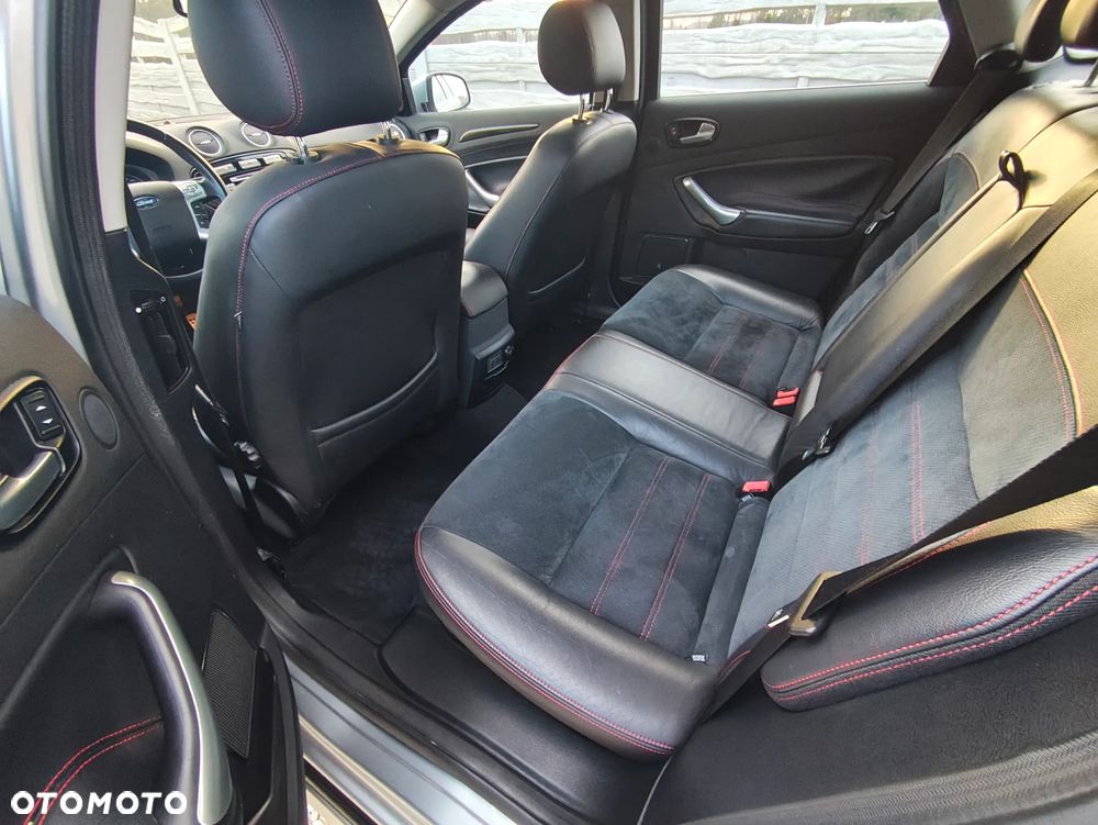 Ford Mondeo 2.2 TDCi Titanium S - 16