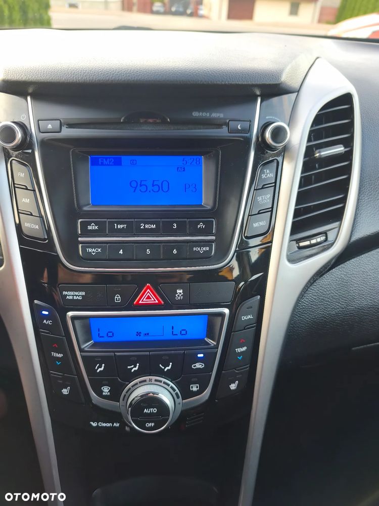 Hyundai i30 - 11