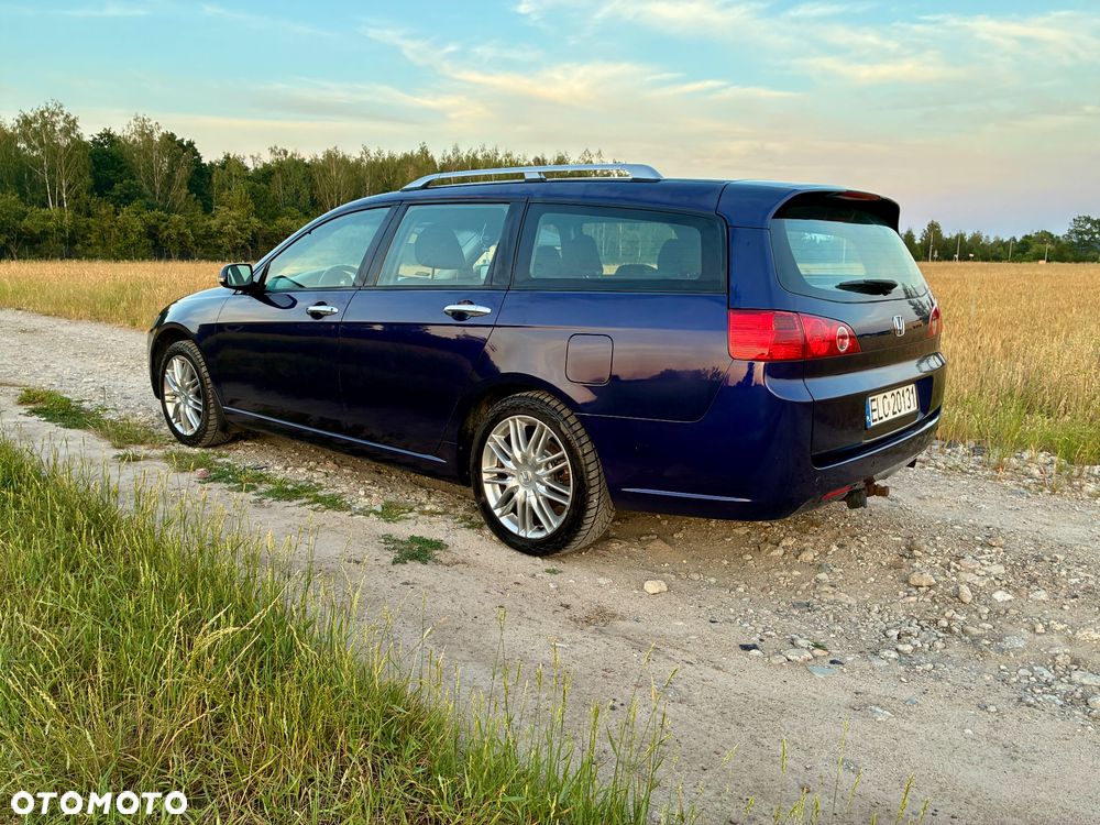 Honda Accord - 12
