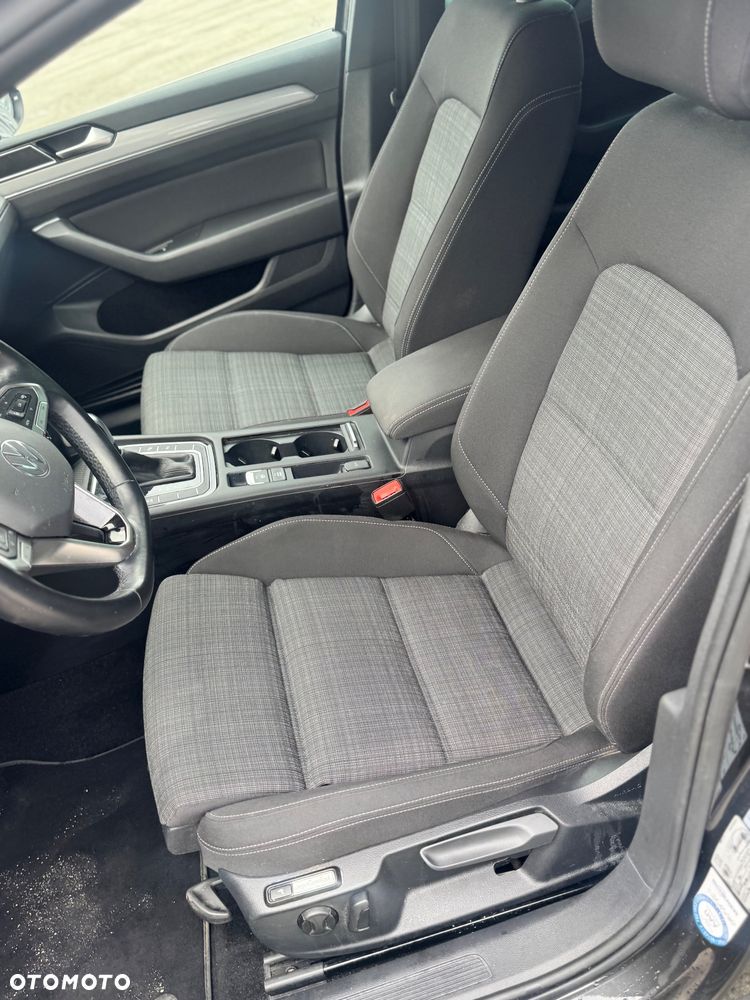 Volkswagen Passat 2.0 TDI BMT Highline DSG7 - 10