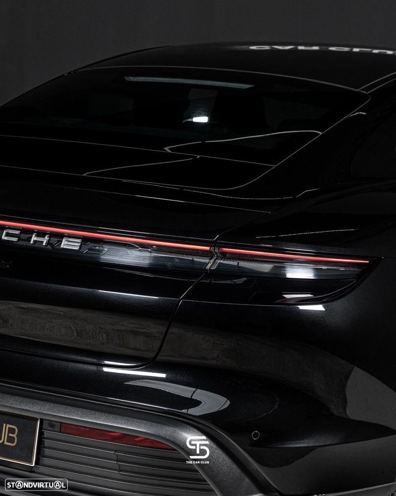 Porsche Taycan GTS - 15