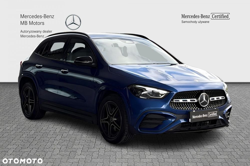 Mercedes-Benz GLA - 9