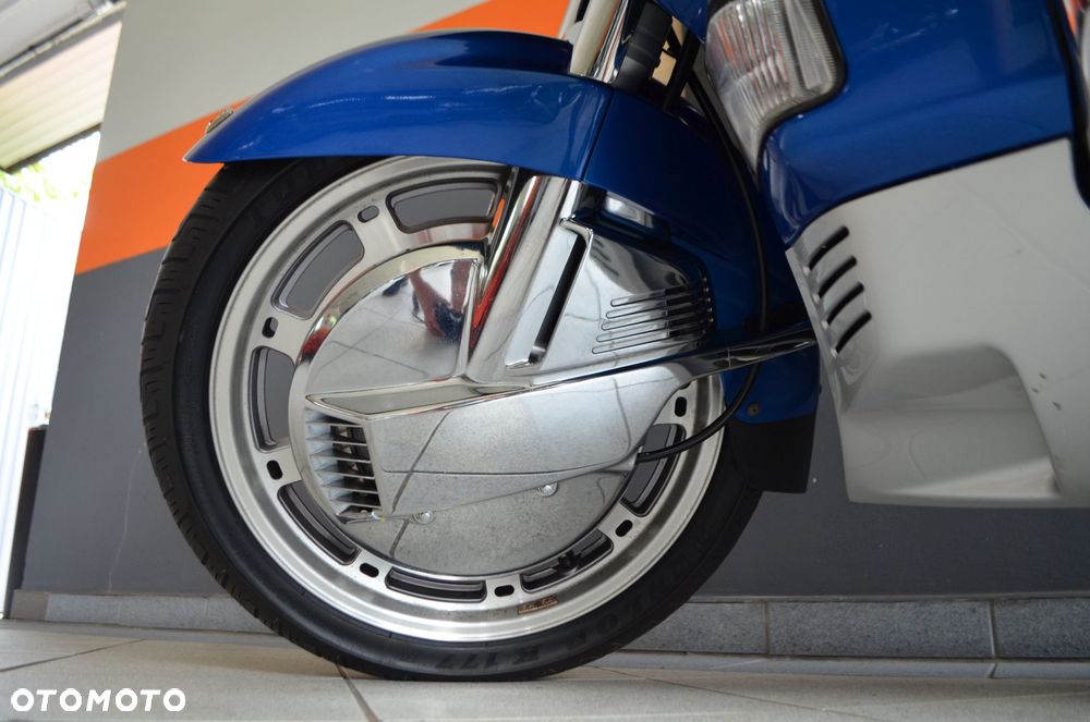 Honda GL - 19
