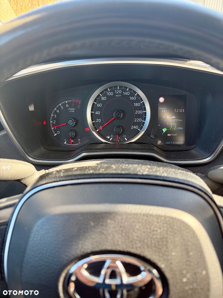 Toyota Corolla - 10