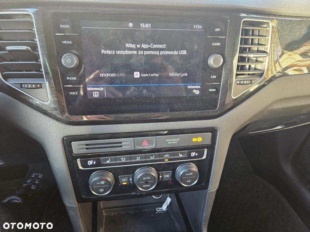 Volkswagen Golf Sportsvan SV 1.5 TSI ACT Comfortline DSG - 25