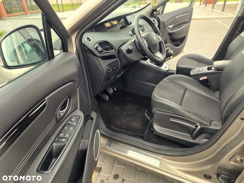 Renault Scenic - 15