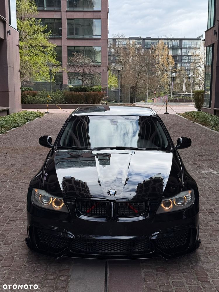 BMW Seria 3 330i - 7