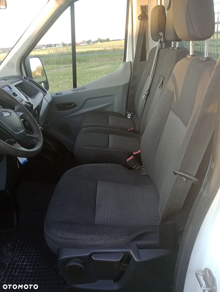 Ford Transit - 8