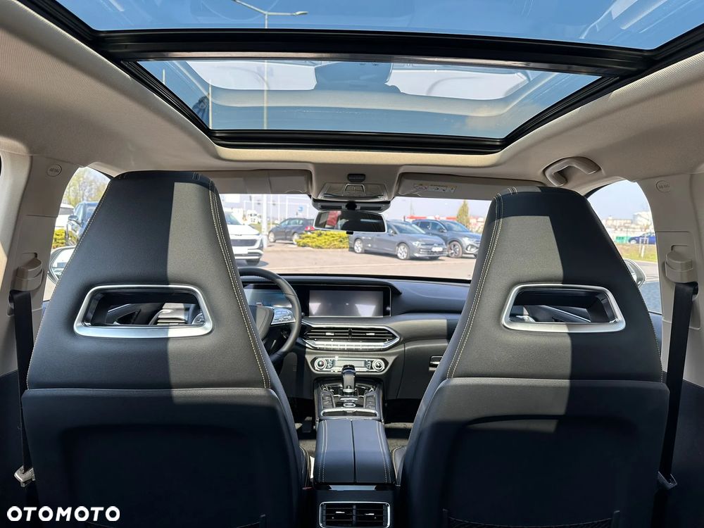 Bestune T77 1.5T Business DCT - 9