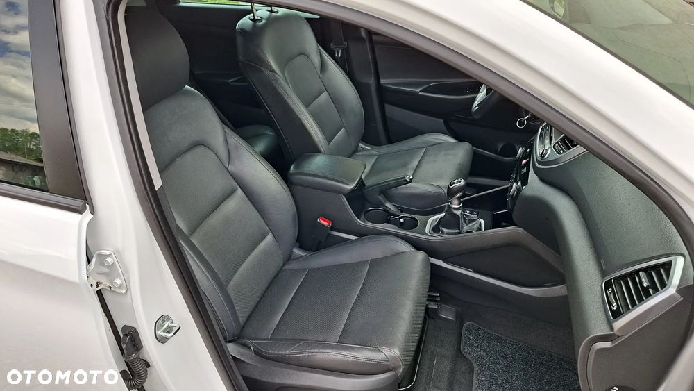 Hyundai Tucson 1.6 Turbo 2WD Passion - 30