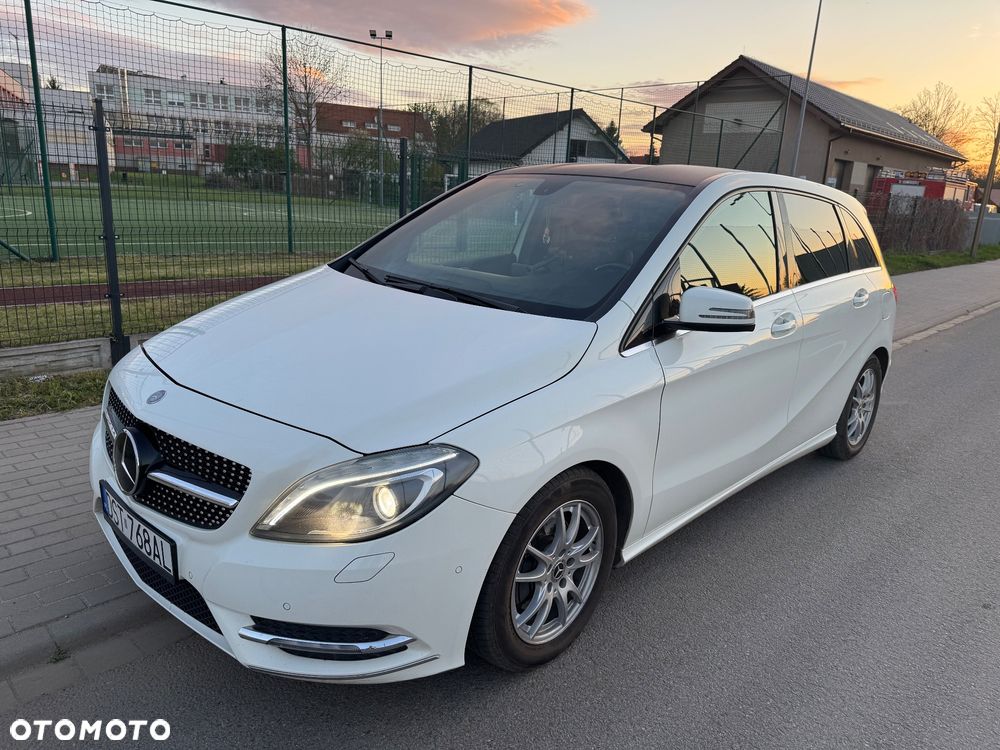 Mercedes-Benz Klasa B 180 (BlueEFFICIENCY) - 3