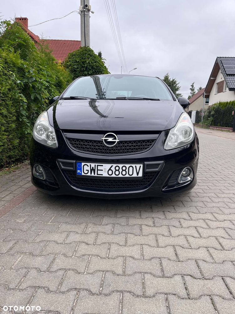 Opel Corsa 1.6T OPC - 2