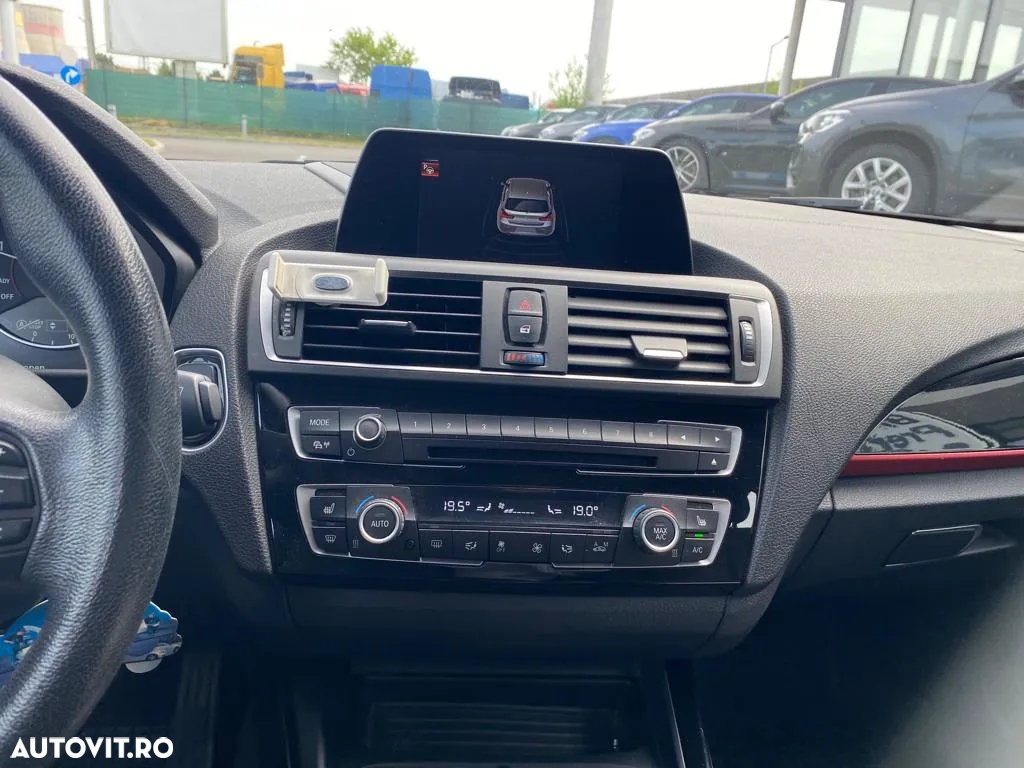 BMW Seria 1 118d Sport Line - 17