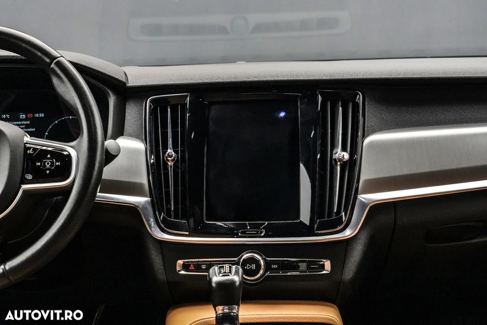 Volvo S90 T5 Momentum - 18