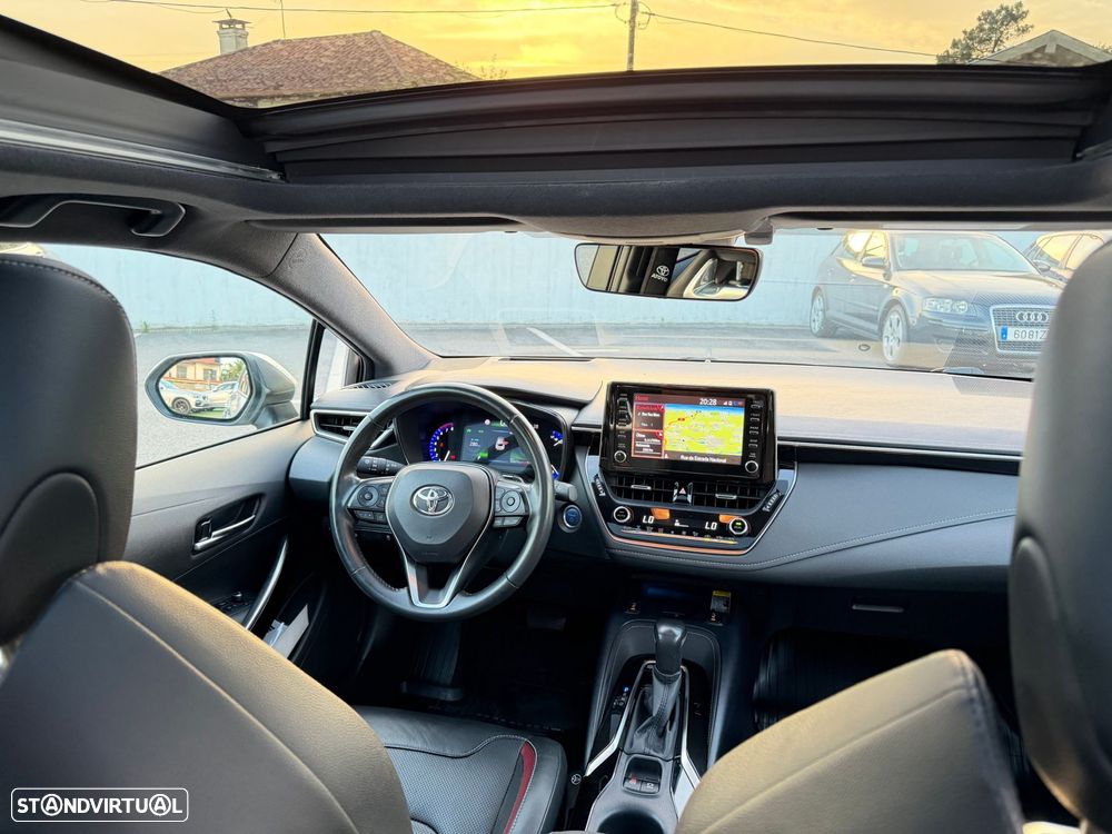 Toyota Corolla 2.0 Hybrid Exclusive - 42