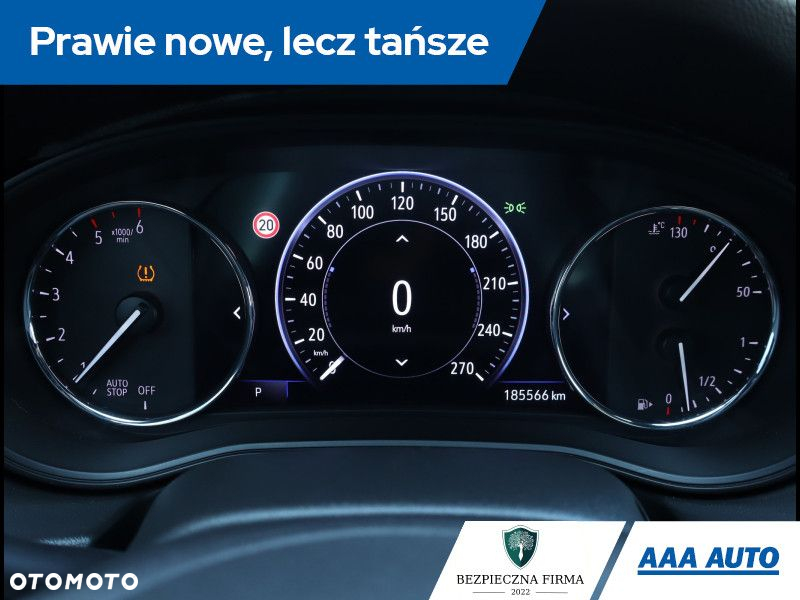 Opel Insignia - 12