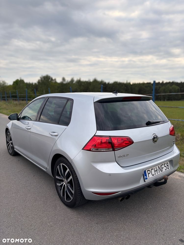 Volkswagen Golf 1.4 TSI (BlueMotion Technology) DSG Highline - 4