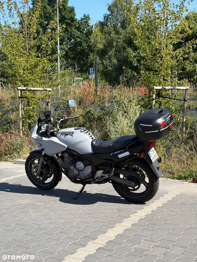 Yamaha XJ - 5
