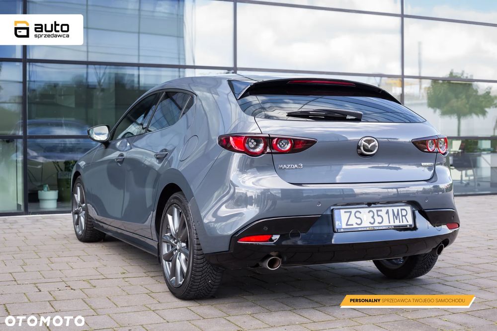 Mazda 3 2.0 mHEV Hikari - 17