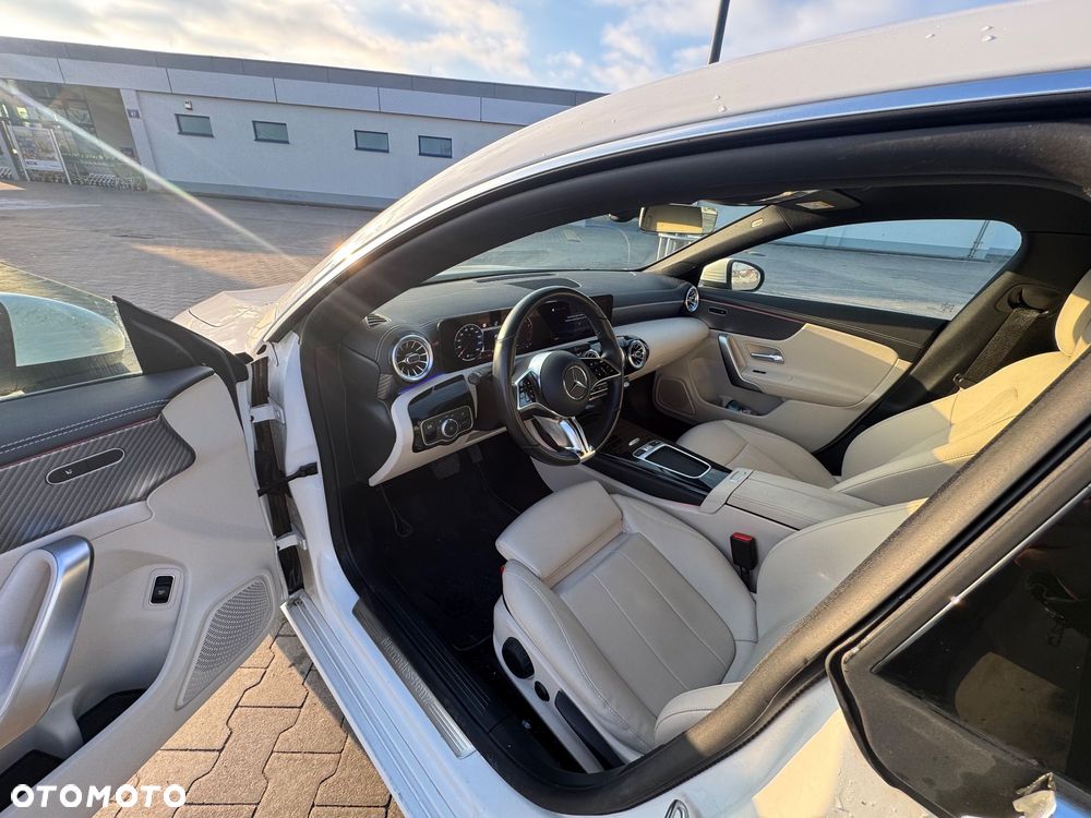 Mercedes-Benz CLA 180 mHEV 7G-DCT - 18