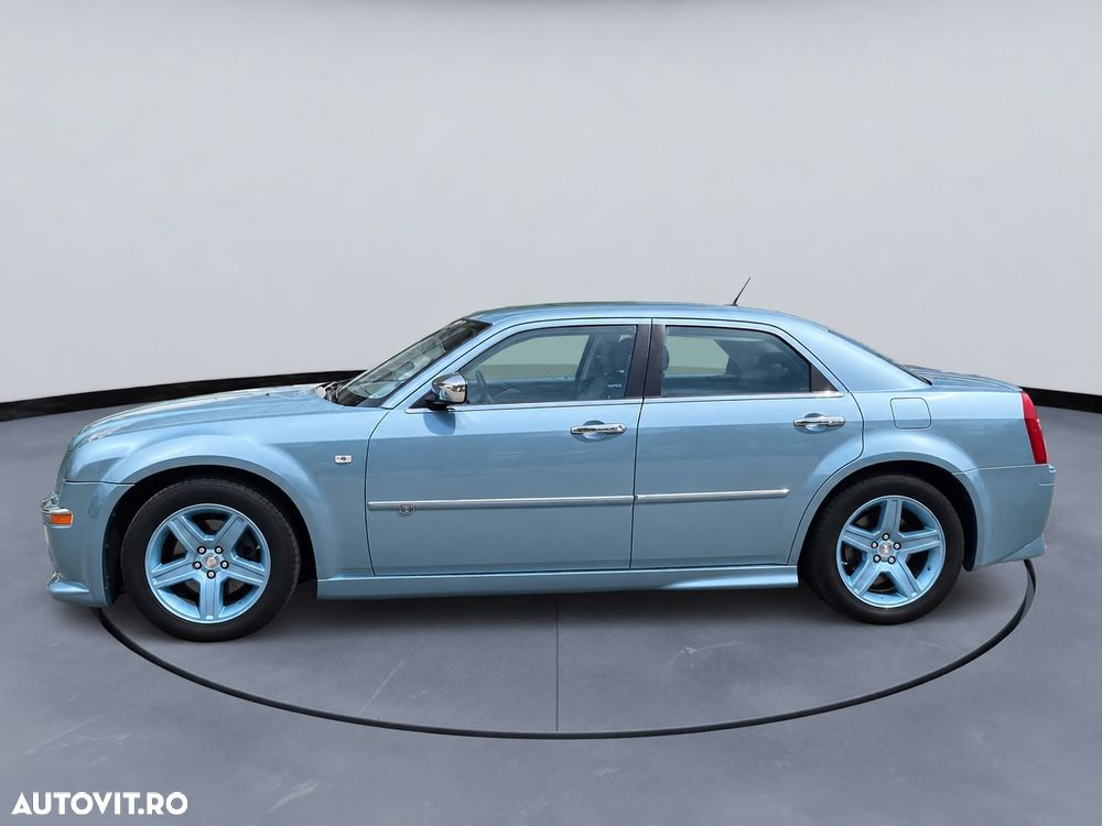 Chrysler 300C - 8
