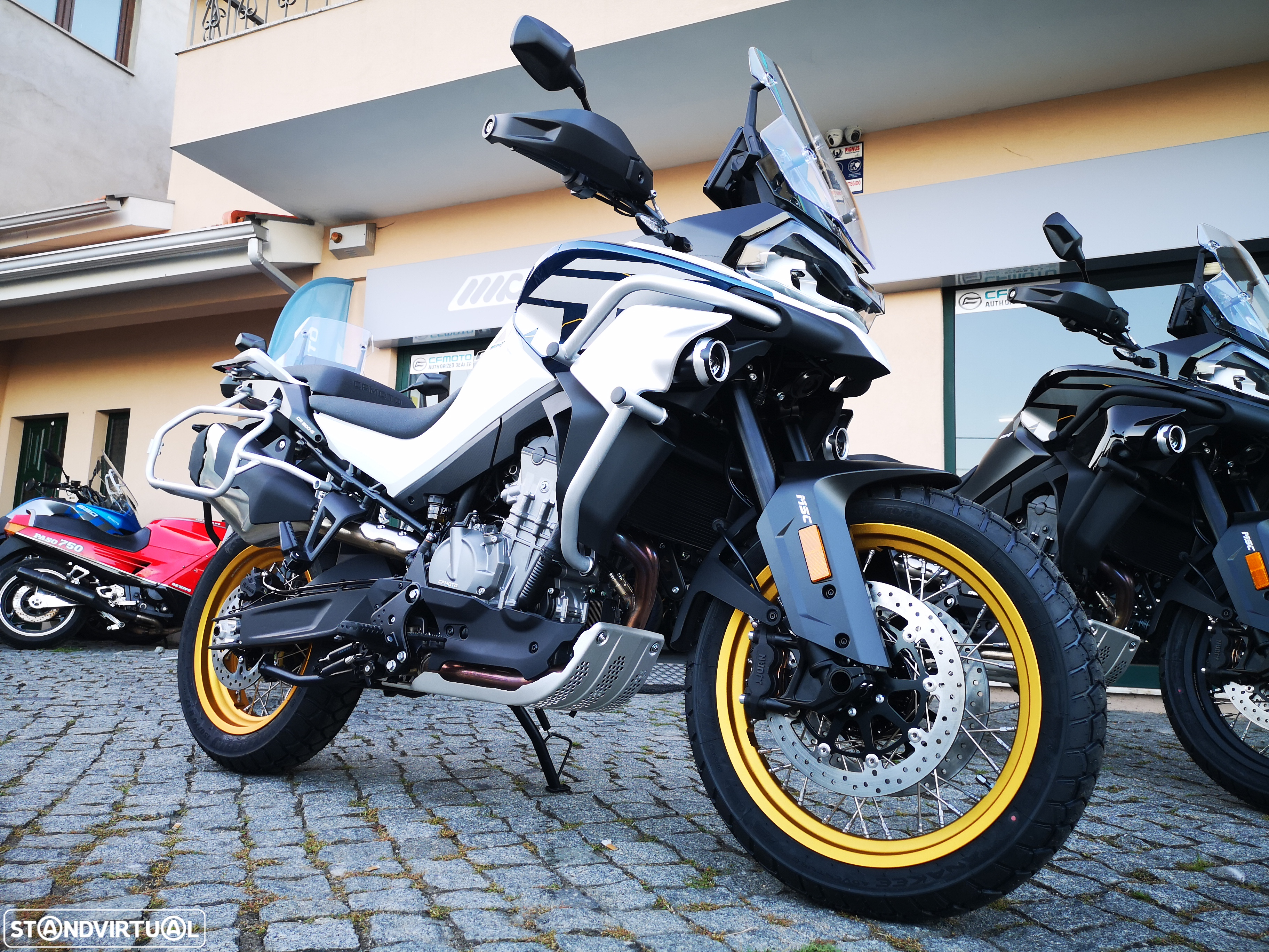 CF Moto 800MT Sport ou Explore 2025 - 18